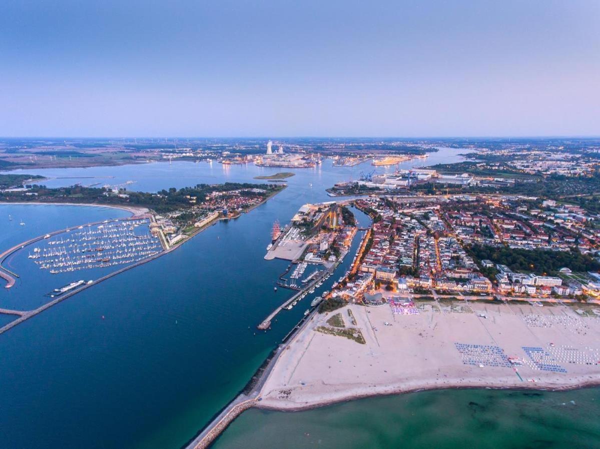 Promenadenblick/Captains-Suite Росток Екстер'єр фото
